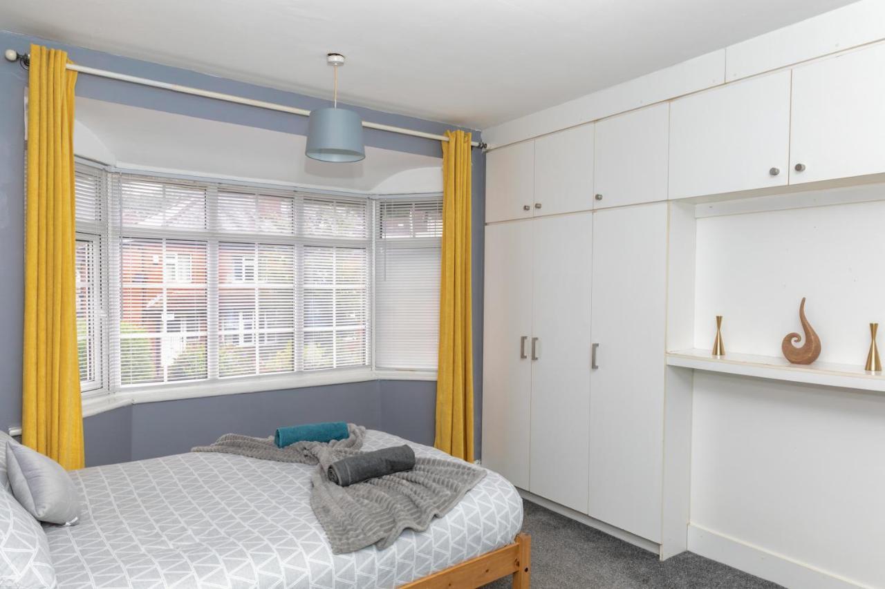 Leeds City Centre Spacious House Free Parking And Wi-Fi 外观 照片